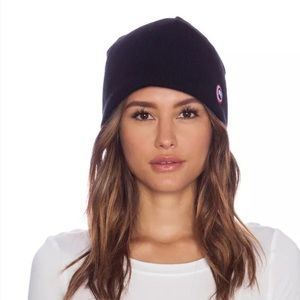 CANADA GOOSE BEANIE